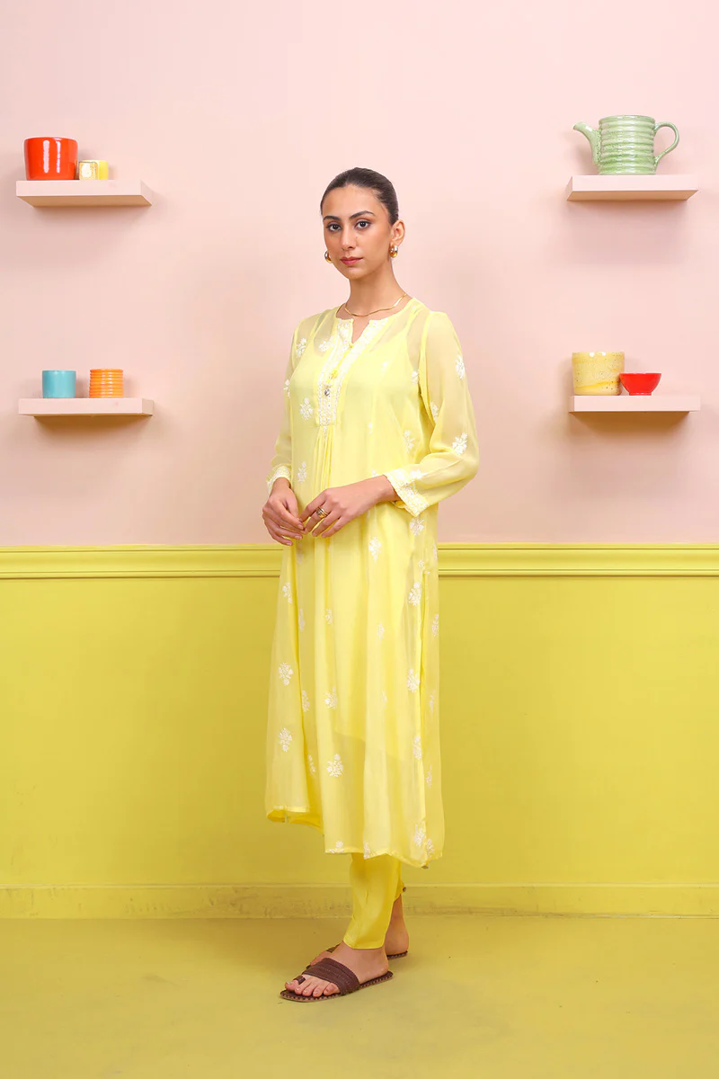 Naaz Embroidered Set - Image 3
