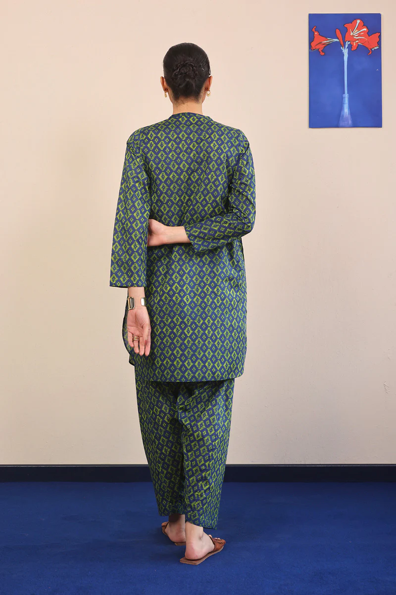 Ikat Printed Set - Image 4