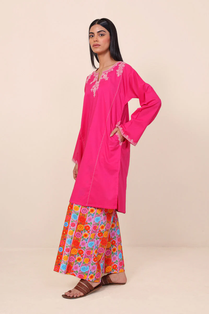 Gul Meena Embroidered Kurta - Image 11