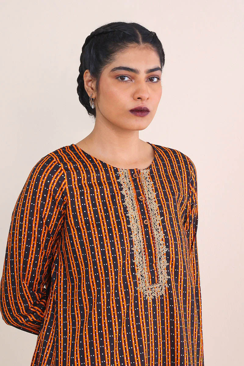 Sumba Embroidered Set - Image 6
