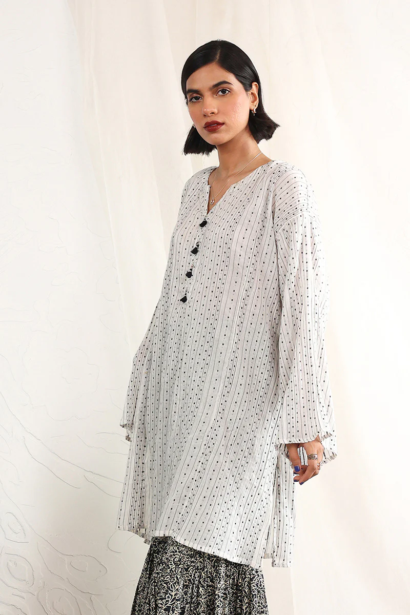 Minimalist Shatranj Kurta - Image 2