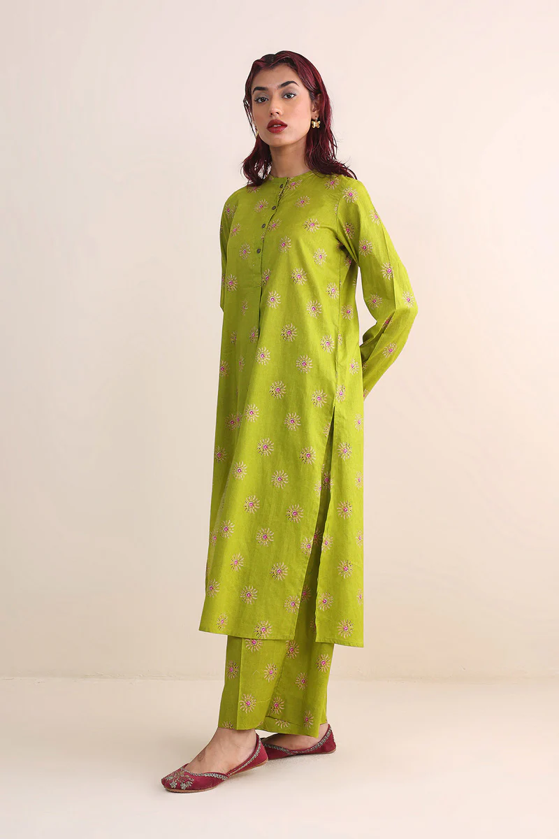 Zarri 2-Piece - Image 4