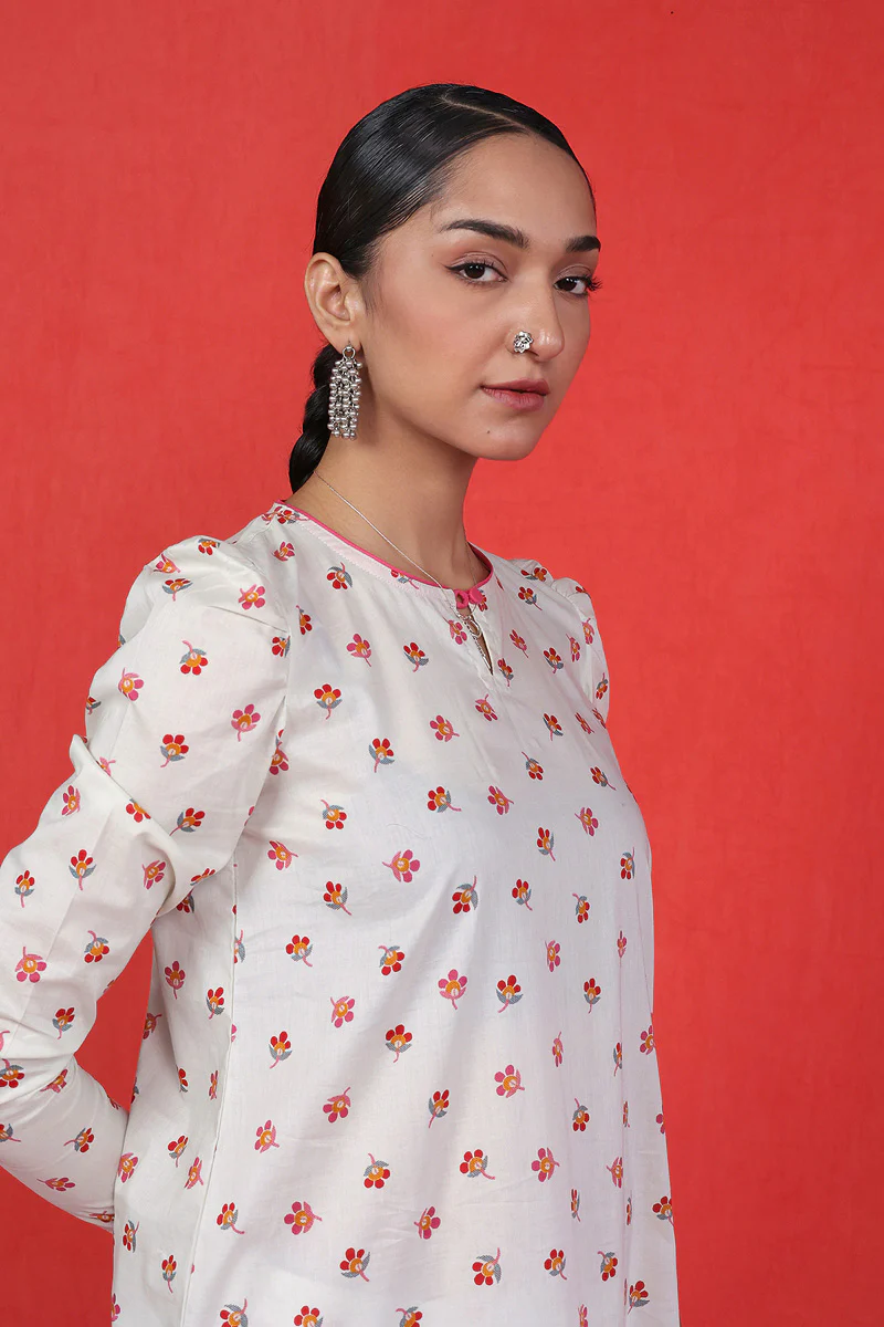 Puff Paithani Perfection - Image 12