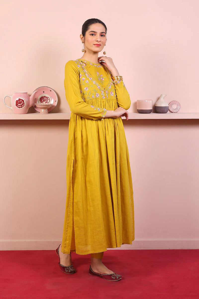Sunehri Phool 2- Piece - Image 4
