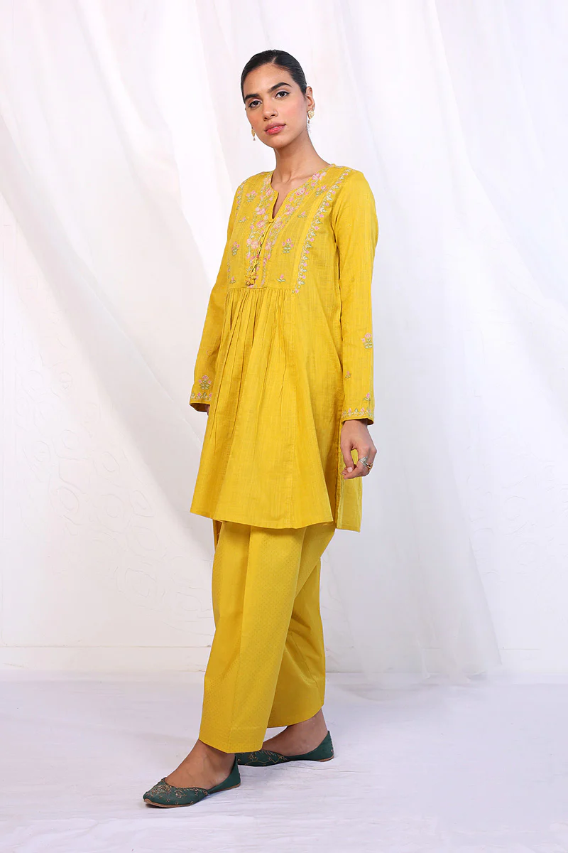 2- Piece Sunehri Phool Peplum - Image 3