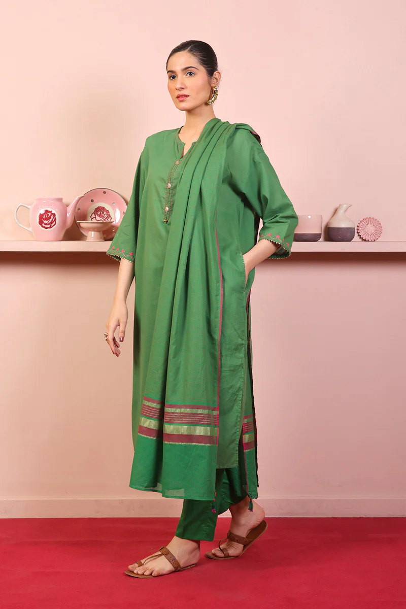 Weavers Tale 3-Piece - Image 3