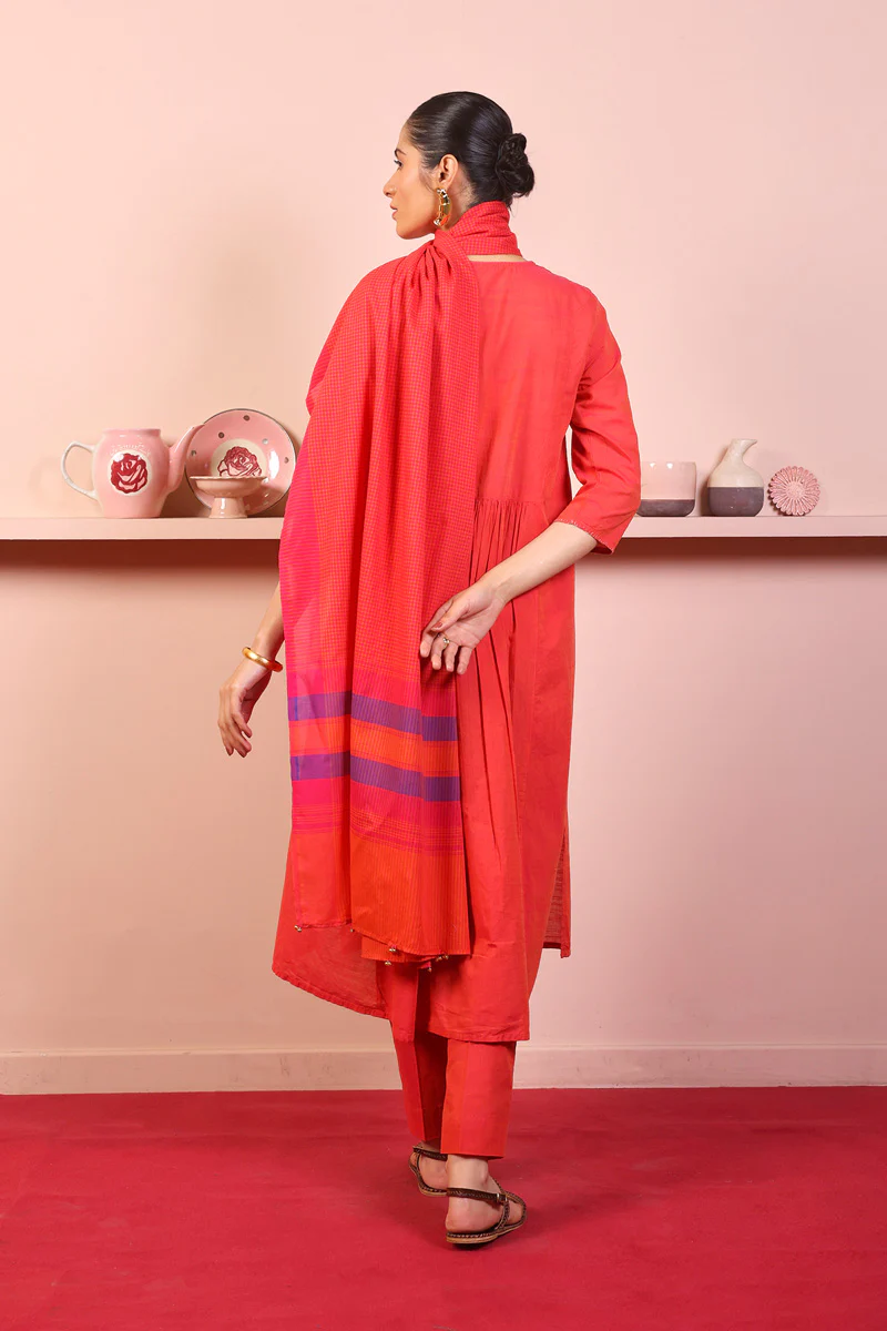 Weavers Tale Suit - Image 4