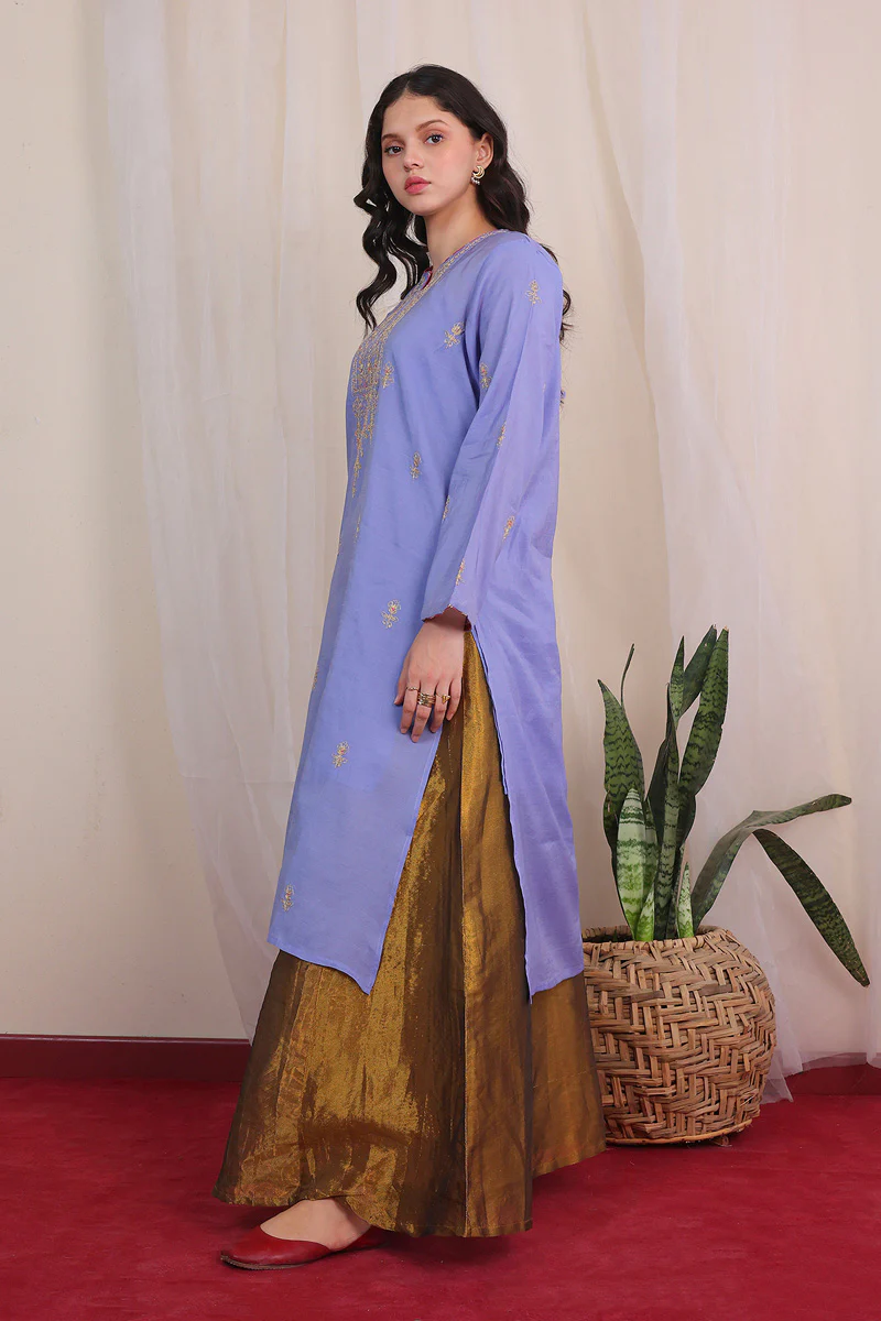 Shehzaadi Embroidered Kurta - Image 2