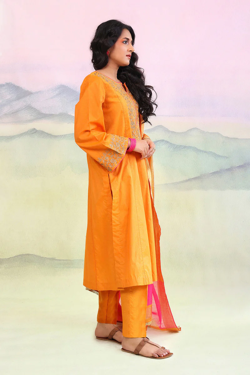 Aik Rang 3-Piece Suit - Image 2