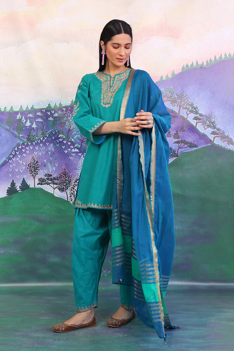 Aik Rang Embroidered Suit - Image 3