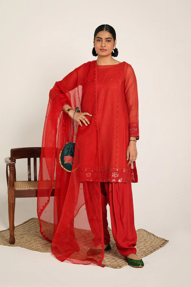 Threads of History Giled Suit - Image 6