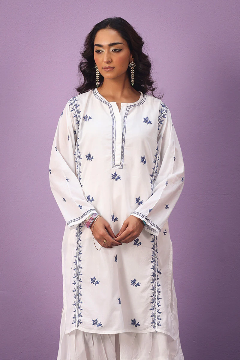 N K R Gulbaan Kurta - Image 2