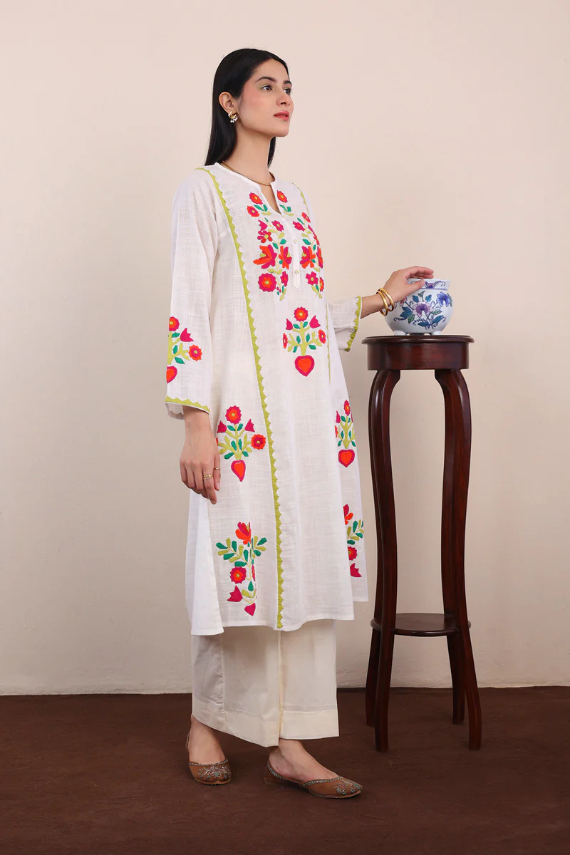 Bohemia Applique Kurta - Image 9