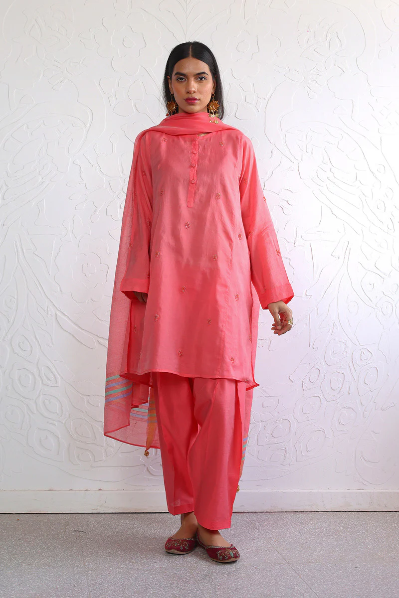 Balochi Begum Royal Suit - Image 9