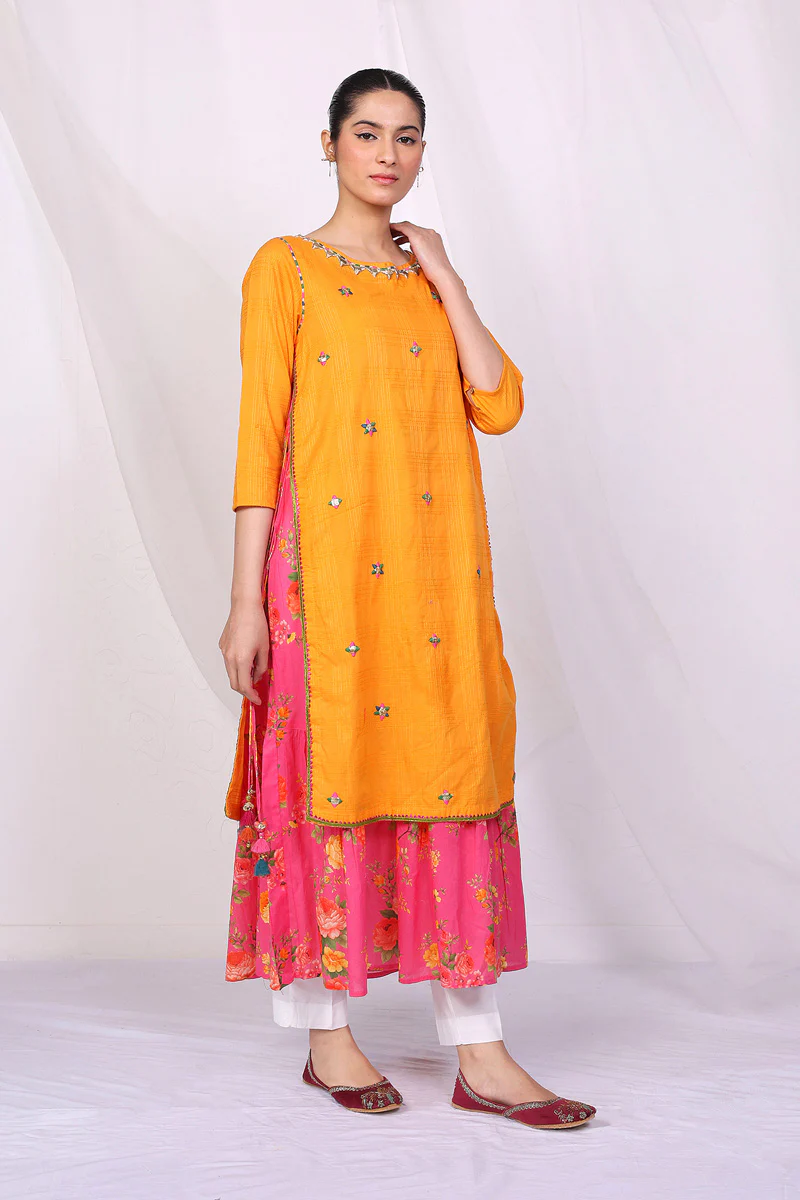 Virsa Tiered Kurta - Image 3