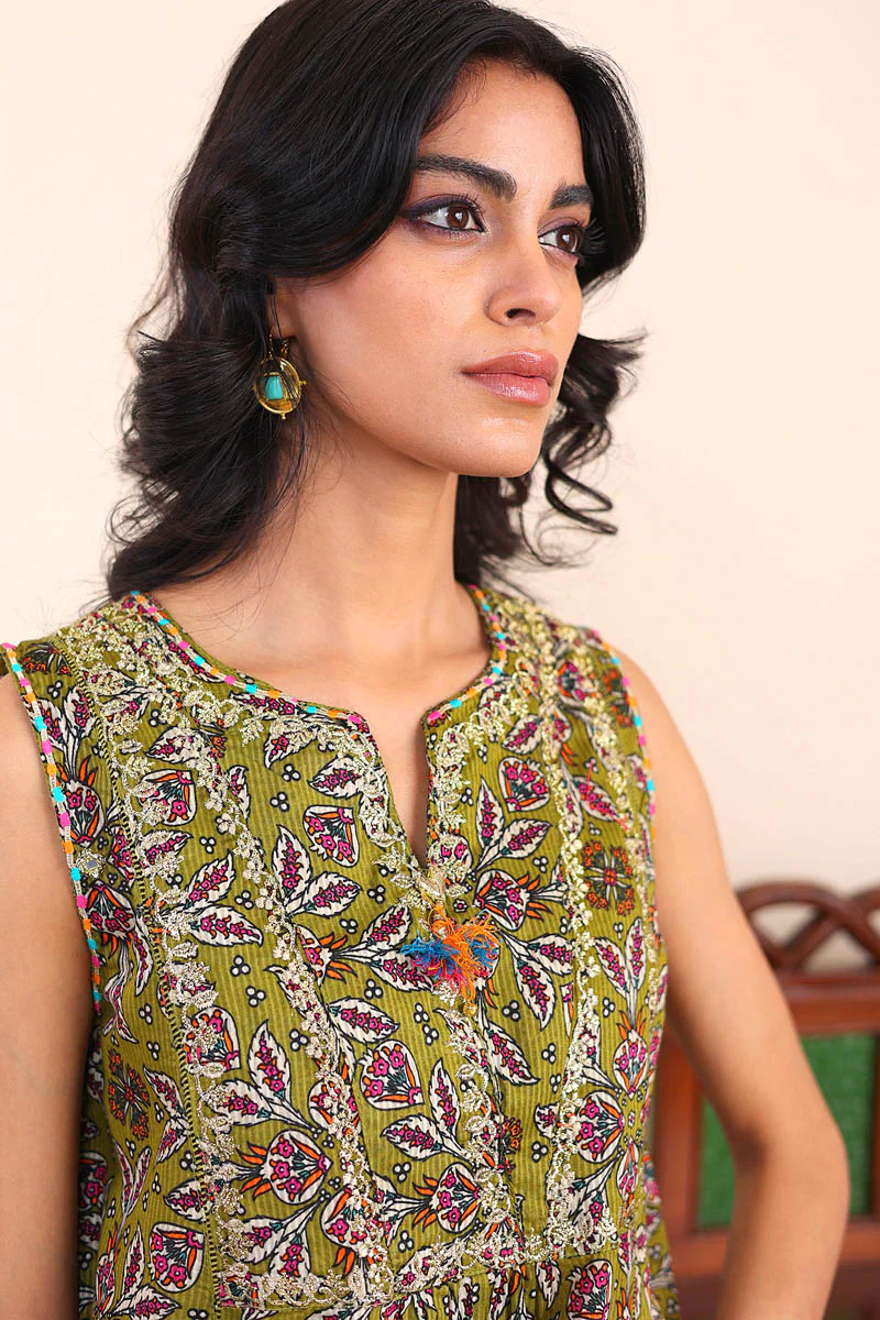 Turkksh Delight Embroidered 2-Piece - Image 2