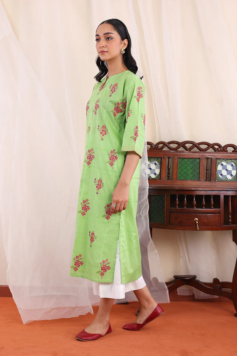 Tropic Splendour Kurta - Image 3