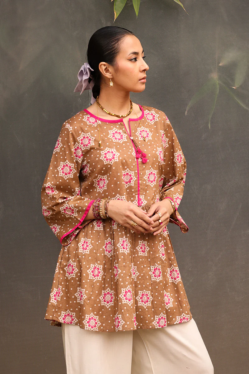 Tricolor Dabu Peplum - Image 7