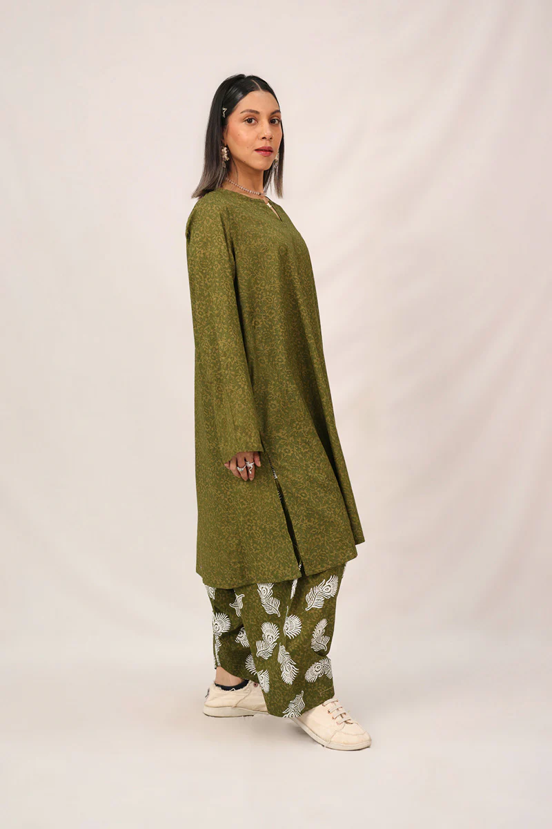 Contrast Printed Feather Flow Set - Image 5