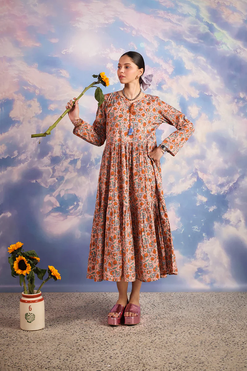 Rang-e-Gulzar Frock - Image 18