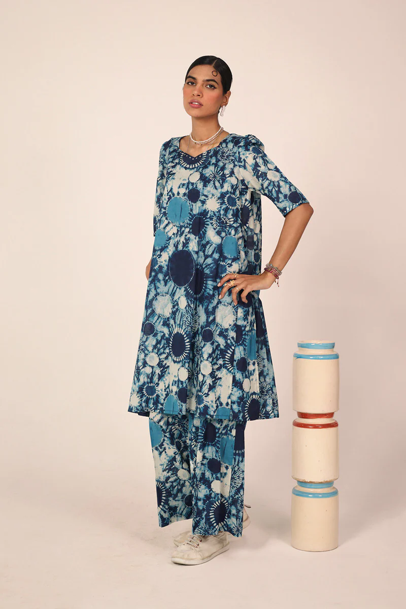 Shibori Spotlight Hued Set - Image 13