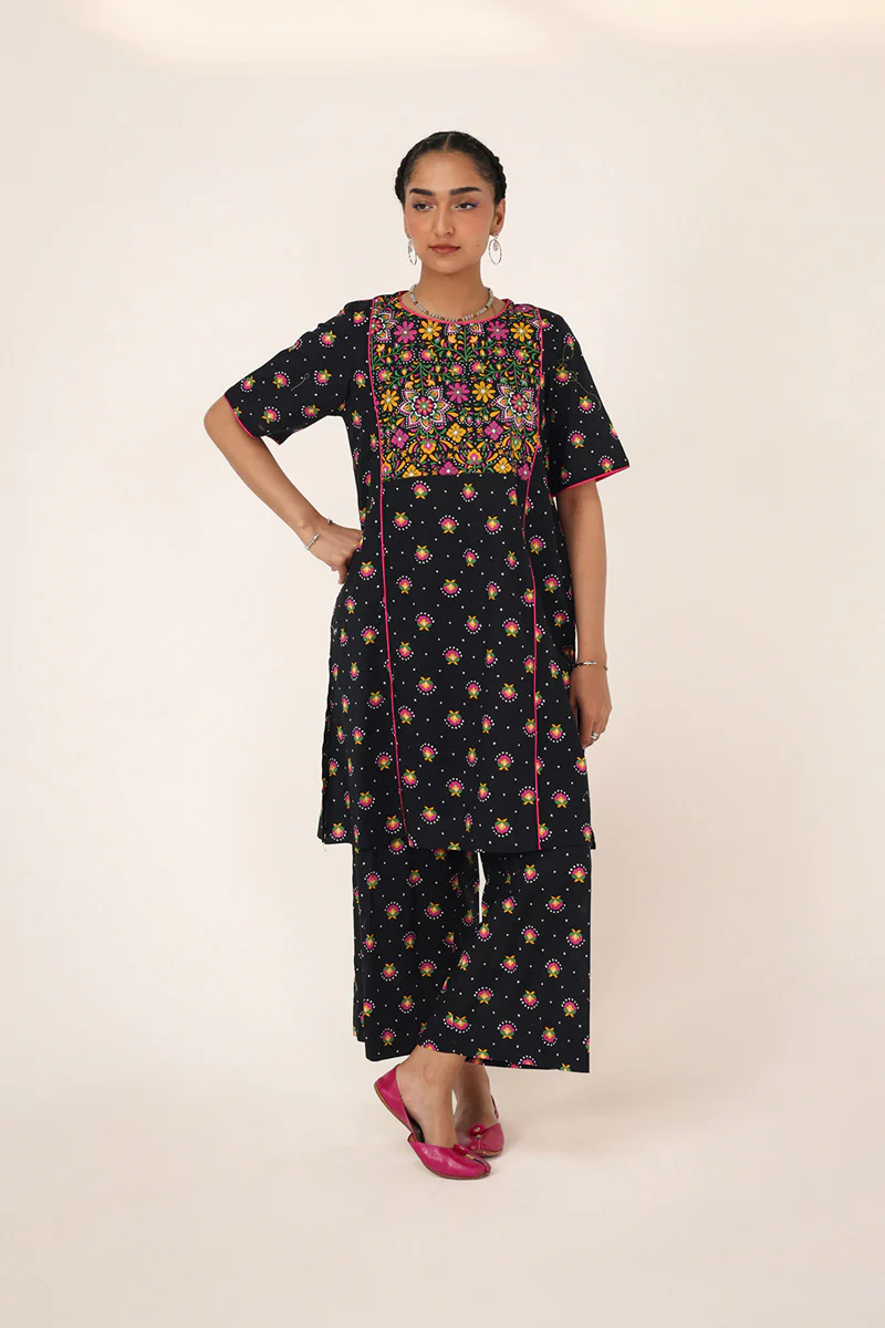 Mexican Floral Whimsy Ensemble - Image 4