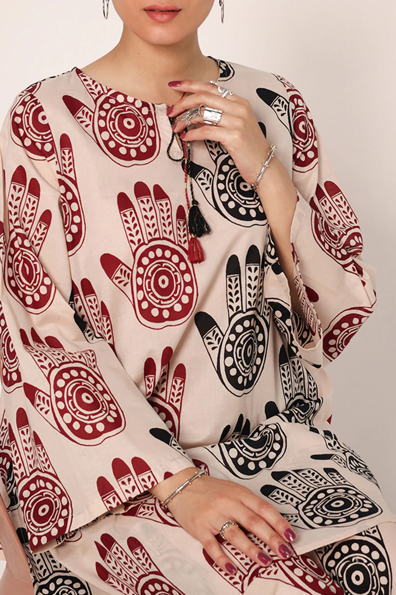Mehndi Dastaan Suit - Image 4