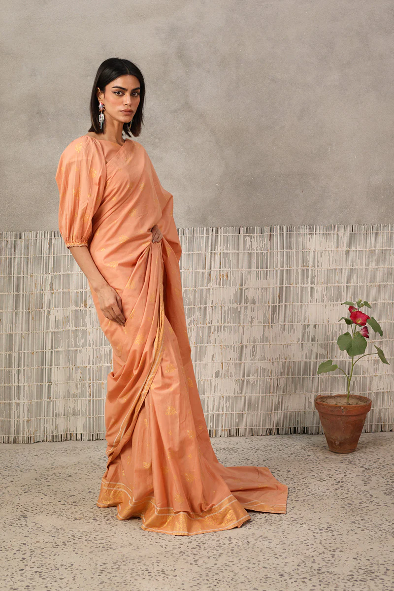 Zarqash Jacquard Majesty Saree - Image 22