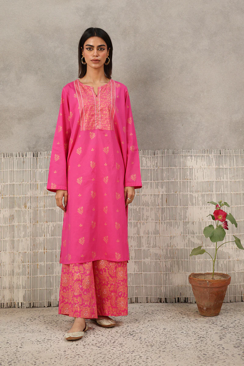 Jacquard Majesty Glided Ensemble - Image 10