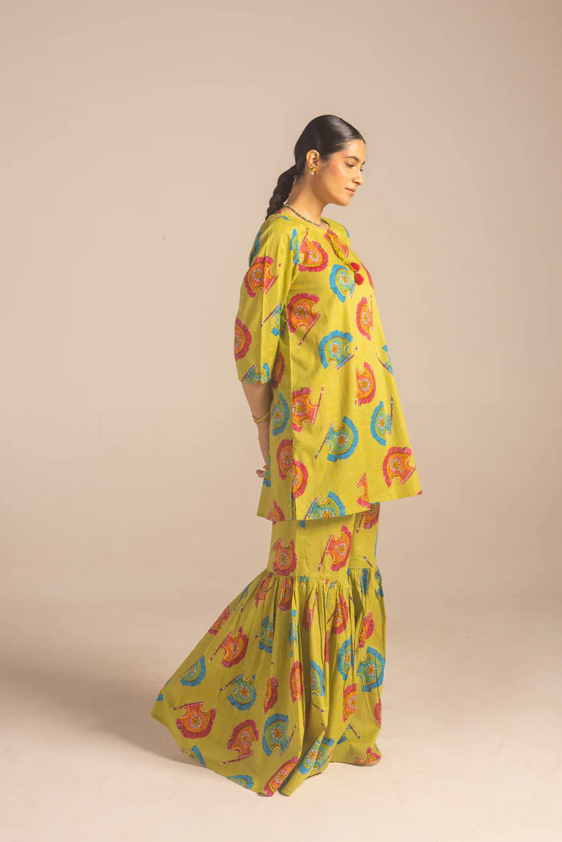 Traditional Pankha Gharara Set - Image 10
