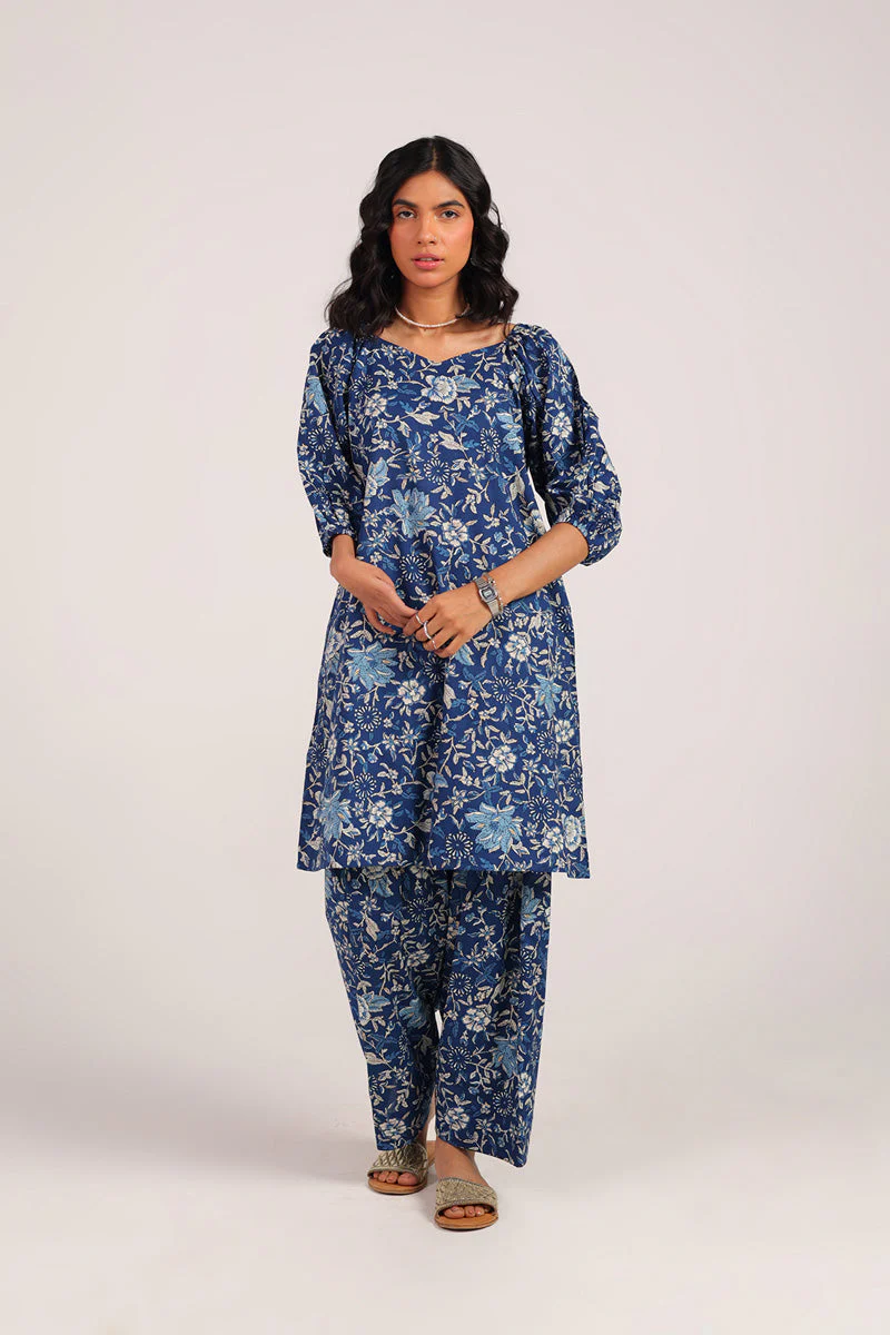Blooming Bagh Chic Duo - Image 17