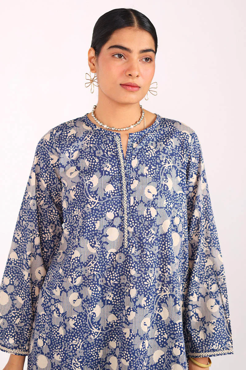 Coordinated Gul E Aqs Duo - Image 18
