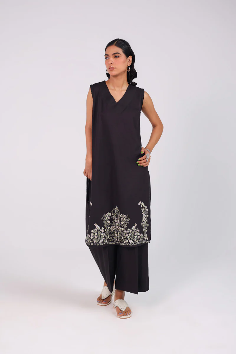 Faras Embroidered Duo Set - Image 5