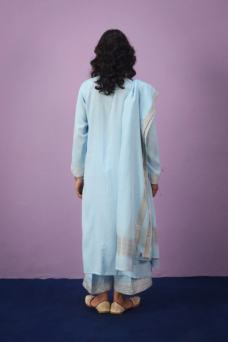 Mehfil-e- Zareen Suit - Image 10