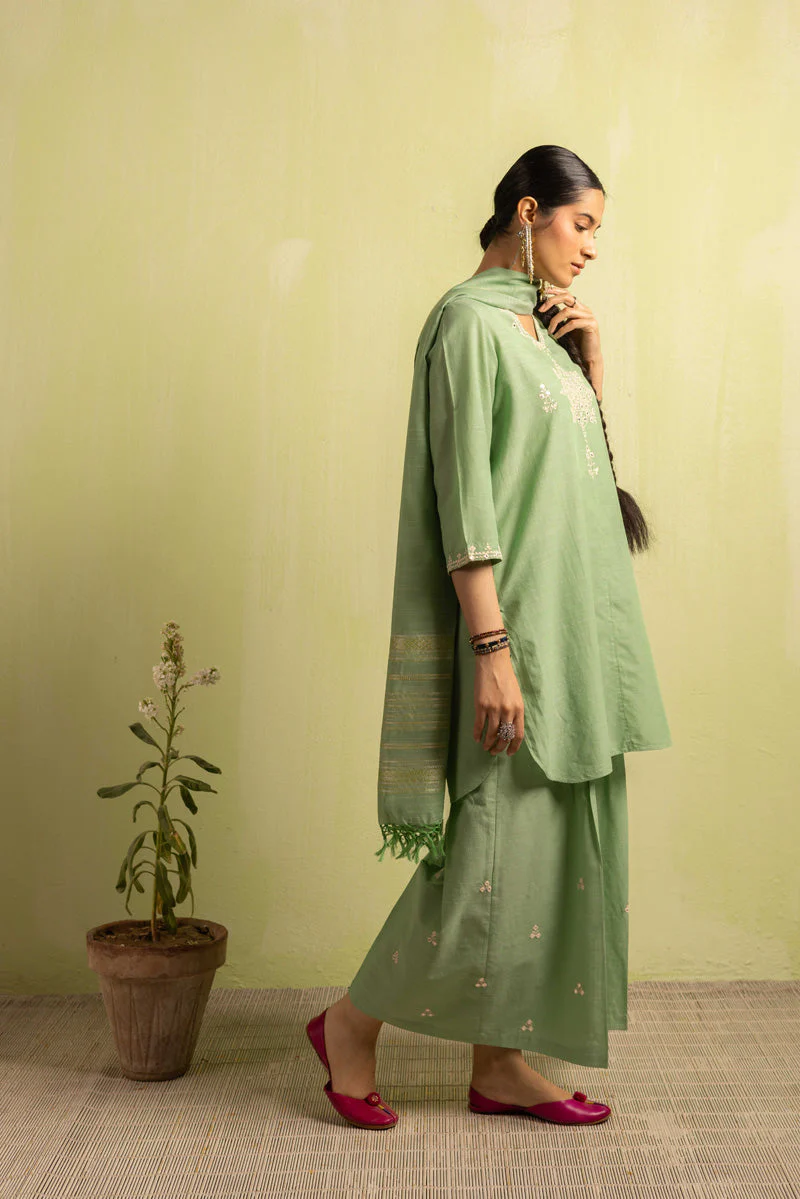 Aina Studio Suit - Image 14