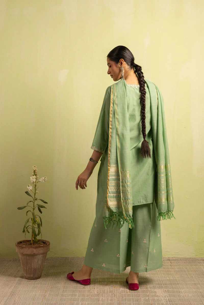 Aina Studio Suit - Image 15