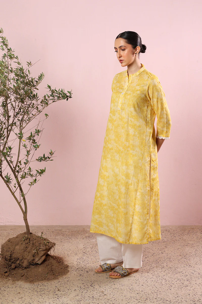 Aina-e-Zaib Kurta - Image 2