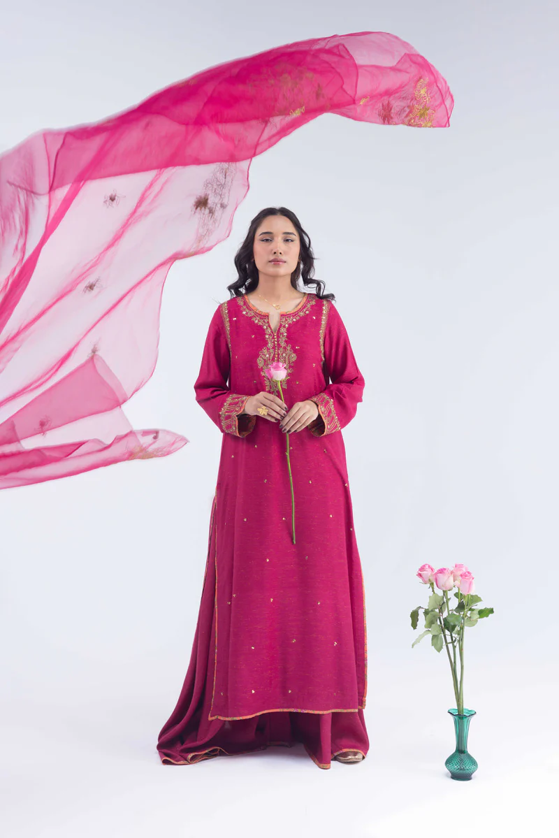 Hues of Red Signature 3-Piece Suit - Image 6
