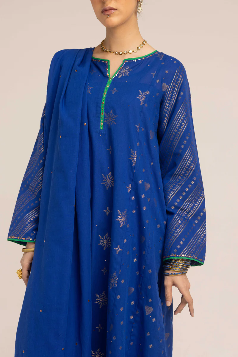 Raat ki Rani Starlit Suit - Image 2
