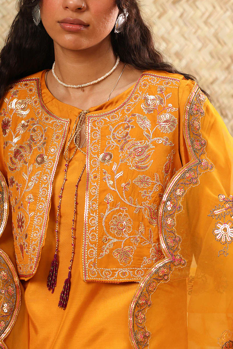 Zareen Linning 3-Piece Koti Set - Image 2