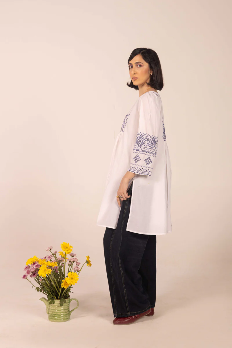 N K R Cross weave Kurta - Image 4