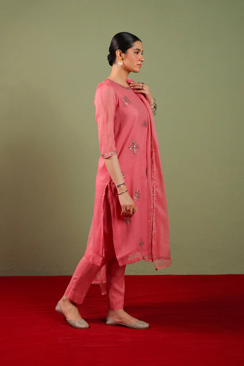 Zahra Gota Gleam Ensemble - Image 9