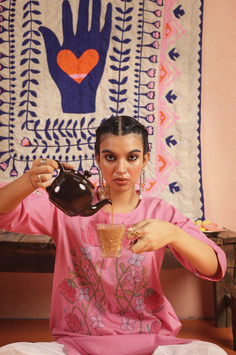 Artisanal Feminine Zaib Kurta - Image 6