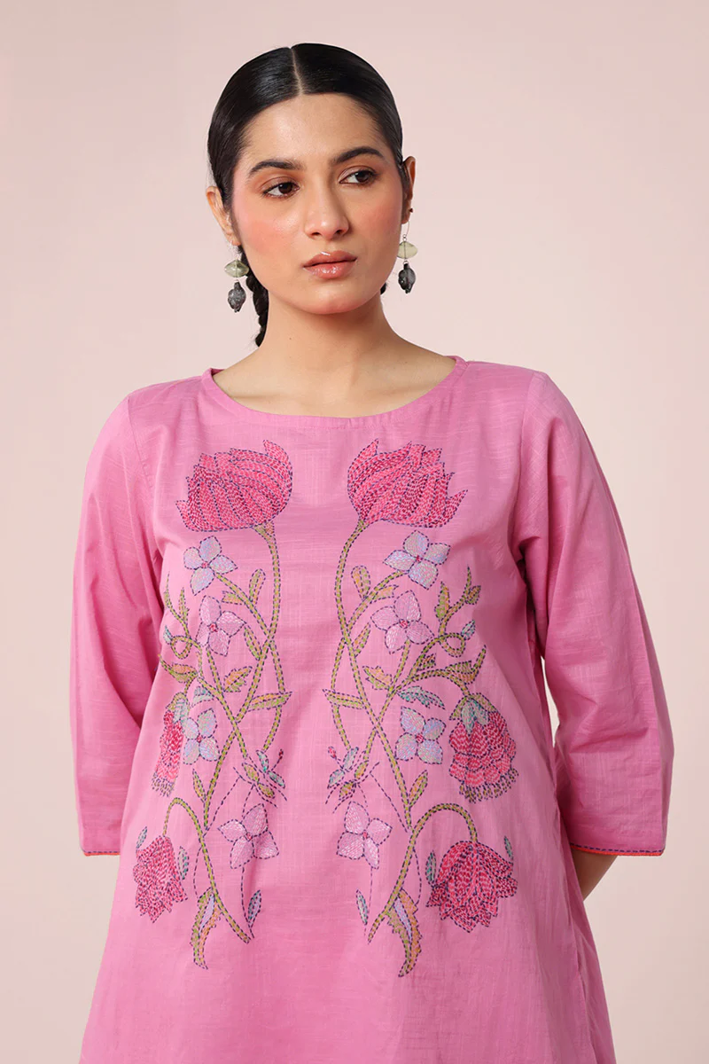 Artisanal Feminine Zaib Kurta - Image 8