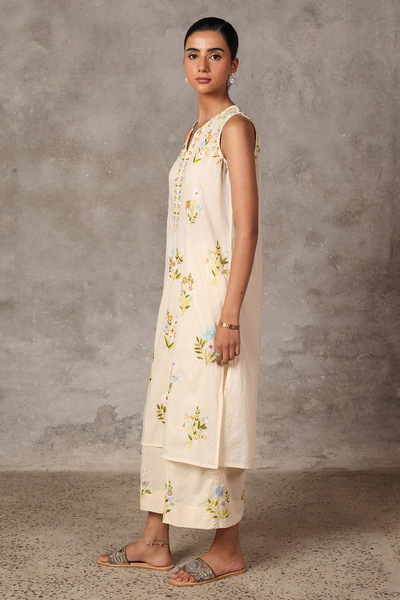 Floral Crush Hand-Embroidered Set - Image 3