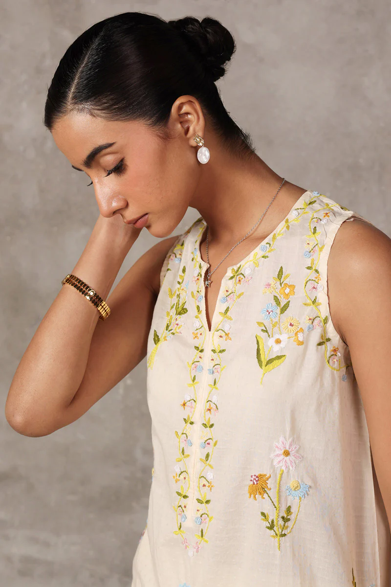 Floral Crush Hand-Embroidered Set - Image 4