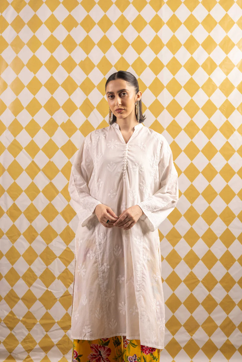 Jogi Applique Grace Kurta - Image 2