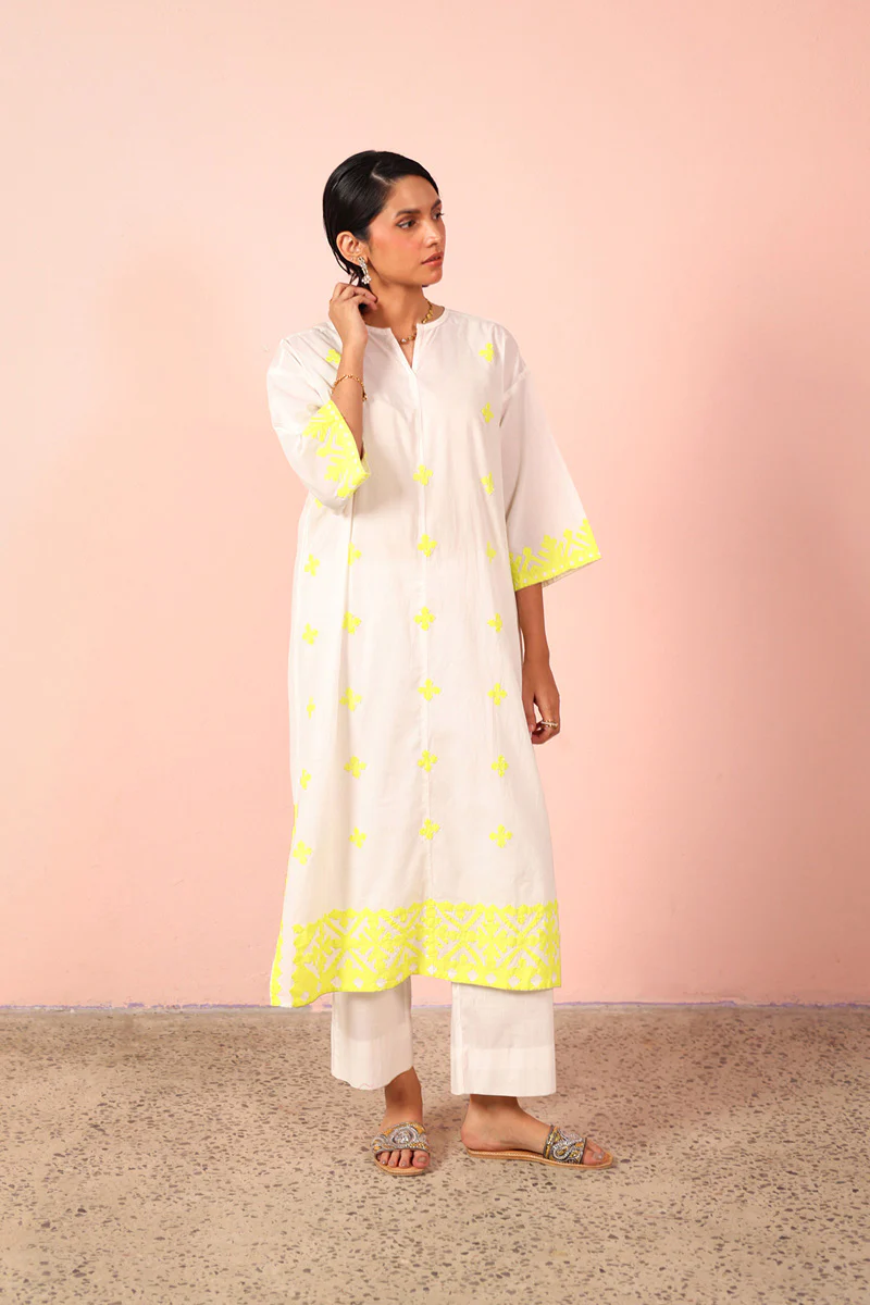 Jogi Neon Thread Tales Kurta - Image 2