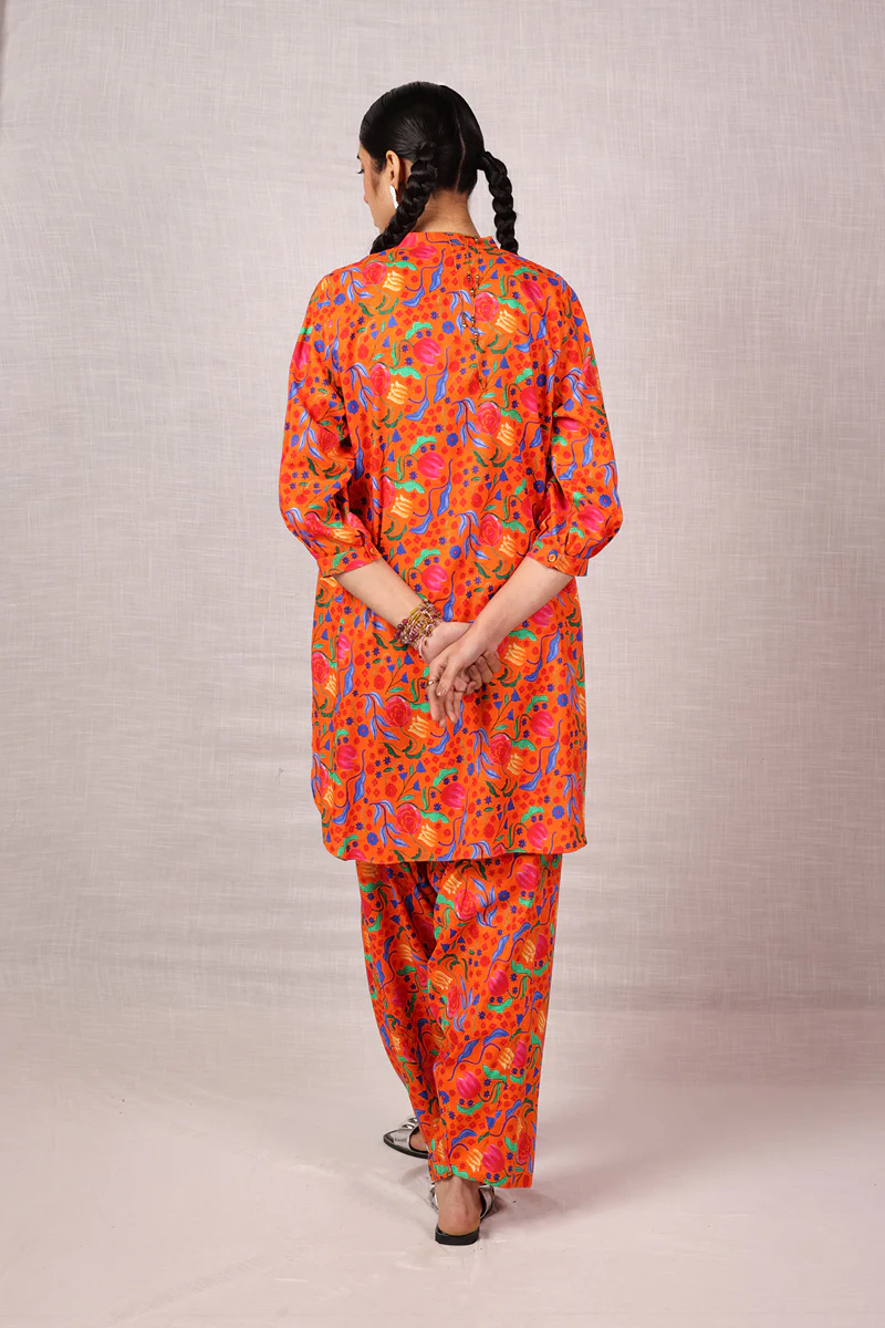 Techno Burst Chic Ensemble - Image 4
