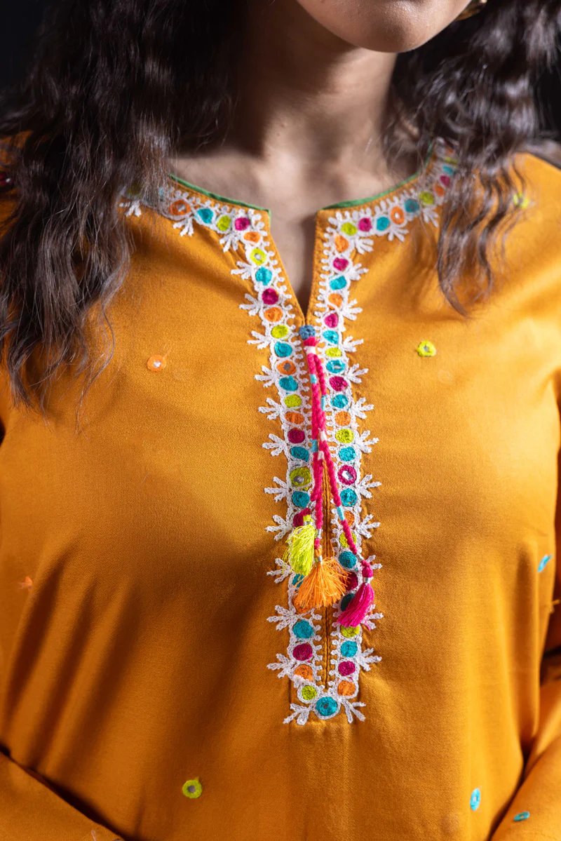 Color Waves Tassel Tale Set - Image 7